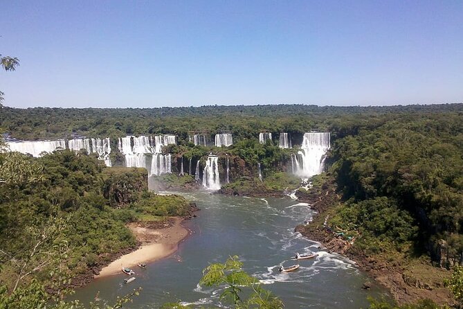 Private Day trip: Both sides of Iguazu Falls - Border crossings and the value of a private guide