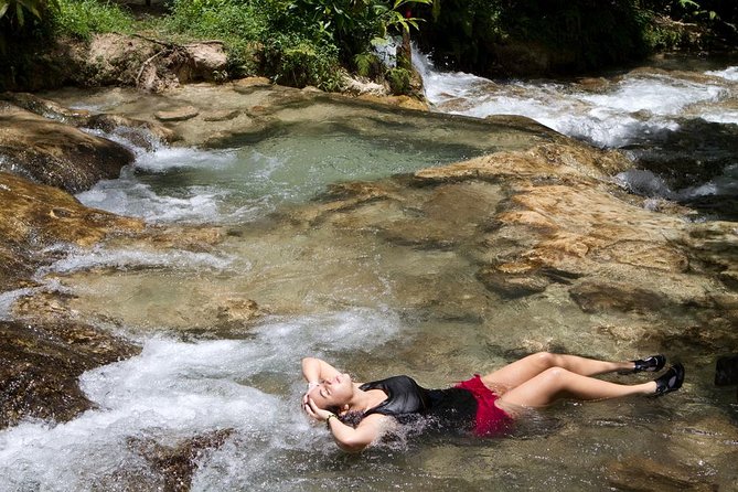 [PRIVATE] Dunn's River Falls with Entrance Fees - A private ride from Montego Bay to Ocho Rios