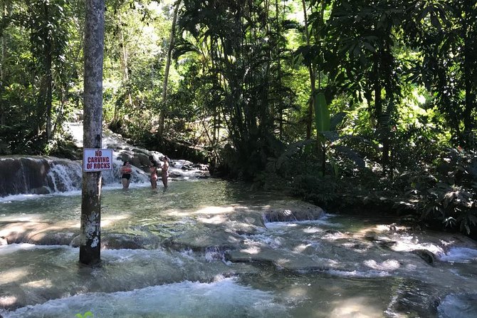 [PRIVATE] Dunn's River Falls with Entrance Fees - What the climb feels like in practice
