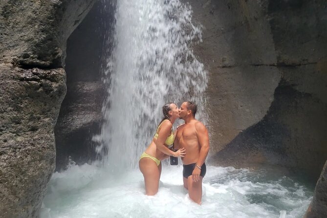 Private Fresh Water Lake, Waterfalls And Hot Springs Excursion - Ti Kwen Glo Cho Hot Springs for a warm finish