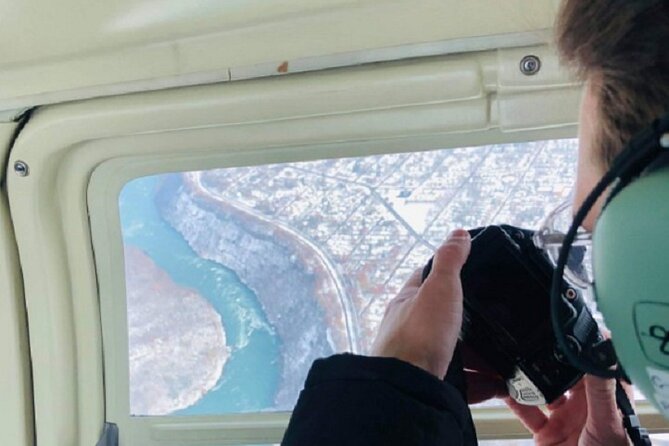 Private Tour: Romantic Niagara Falls Helicopter Flight - The route from wine country to the falls