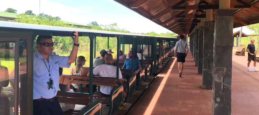Puerto Iguazu: Iguazu Falls Argentinian Side Full-Day Tour - Key points to know before you book