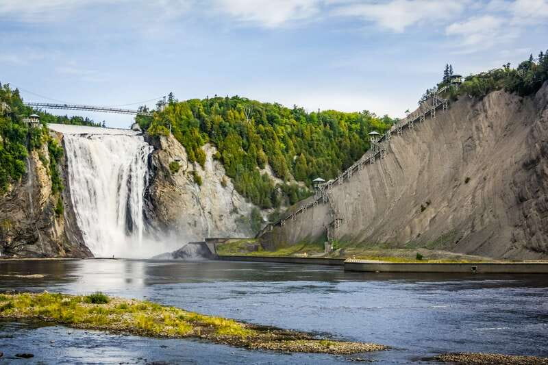 Quebec City: Montmorency Falls with Cable Car Ride - Walking the upper park and panoramic circuit