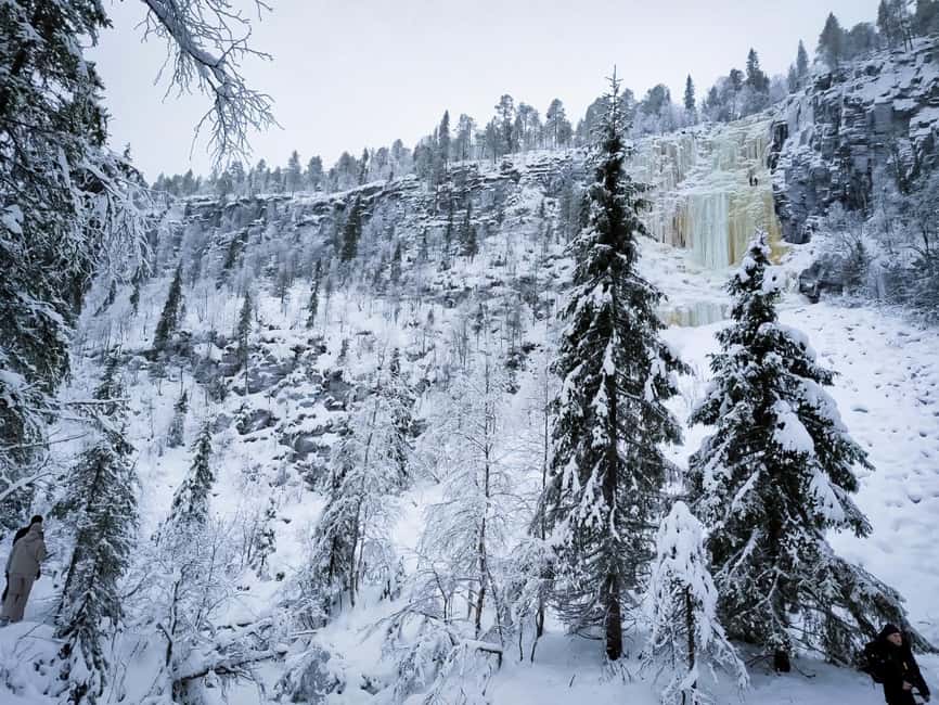 Rovaniemi: Korouoma Canyon Frozen Waterfalls Hike & BBQ - Guides make the difference