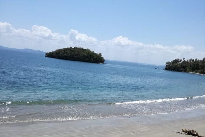 Samana, Bacardi Island Horse Limon Waterfall - The Samaná city stop and safari truck travel