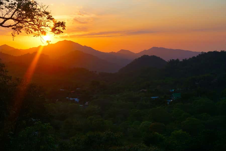 Santa Marta: Minca Coffee, Cocoa, & Waterfall Full-Day Trip - The bamboo restaurant and mountain lunch