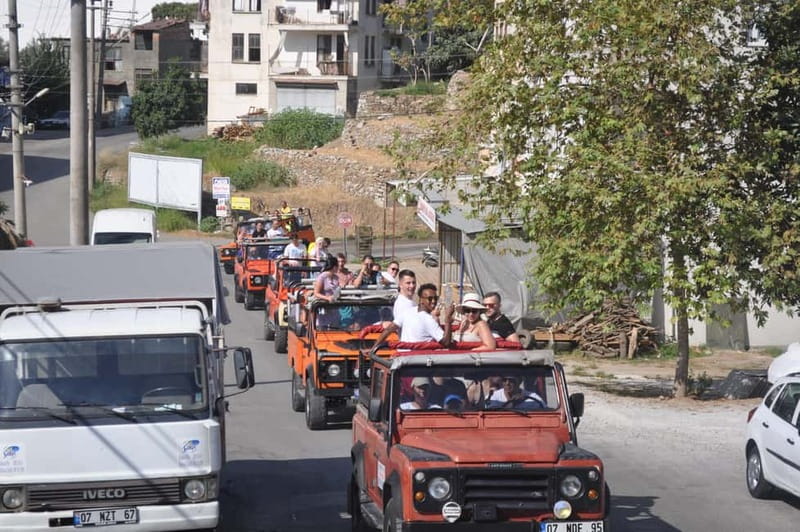 Sapadere Jeep Safari: Taurus Mountains, Waterfall & Cave - Cuceler Cave, a short underground stop