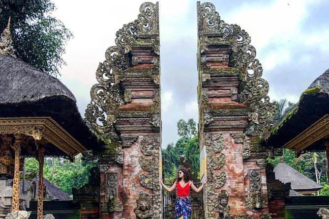 Tanah Lot Temple, Waterfall & Ubud Tour (Private & All-Inclusive) - The route includes more than the four main stops