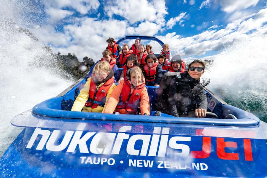 Taupō: Huka Falls 30-Minute Jet Boat Experience - Key points to know before booking