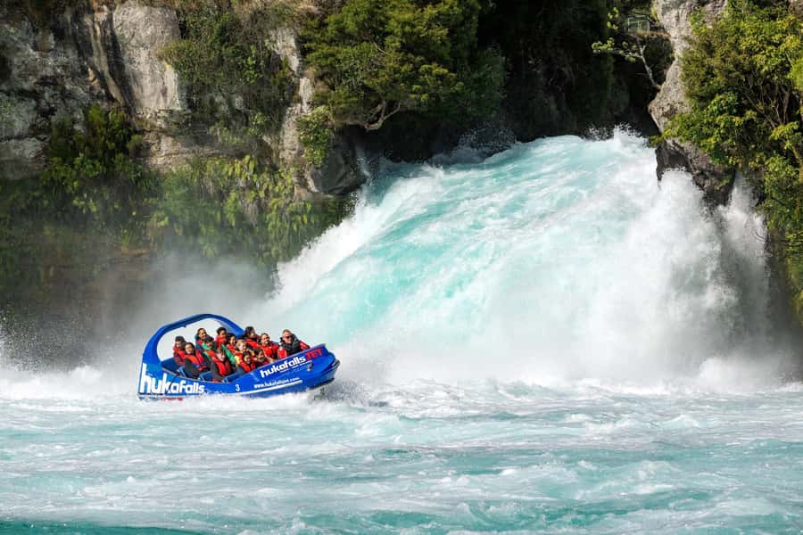 Taupō: Huka Falls 30-Minute Jet Boat Experience - The Waikato River at 80 kilometres per hour
