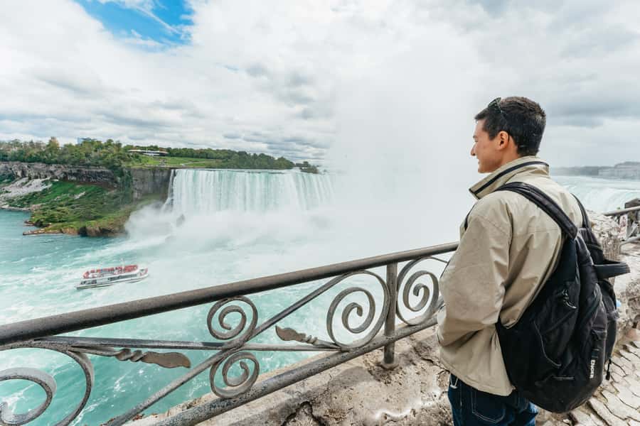 Toronto: Falls Day Tour with Boat Cruise & Niagara-the-Lake - Is $71 good value?