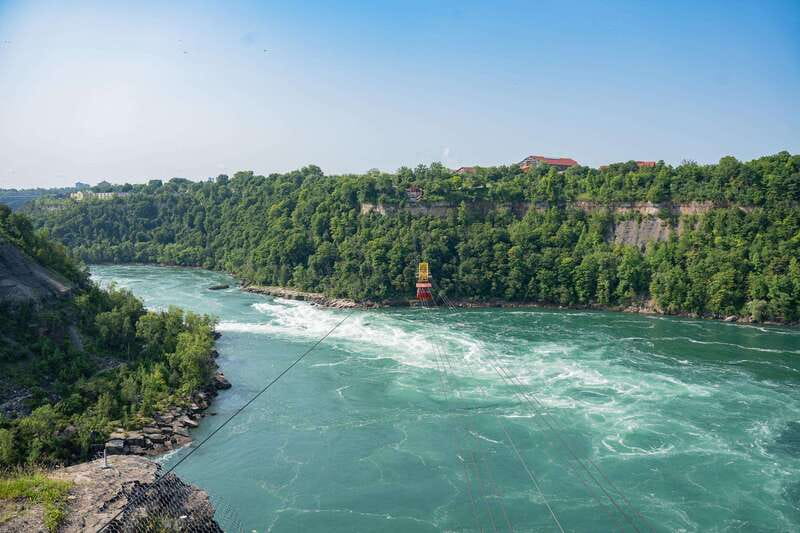 Toronto: Niagara Falls Tour with Cruise and Behind The Falls - What the coach ride is really like