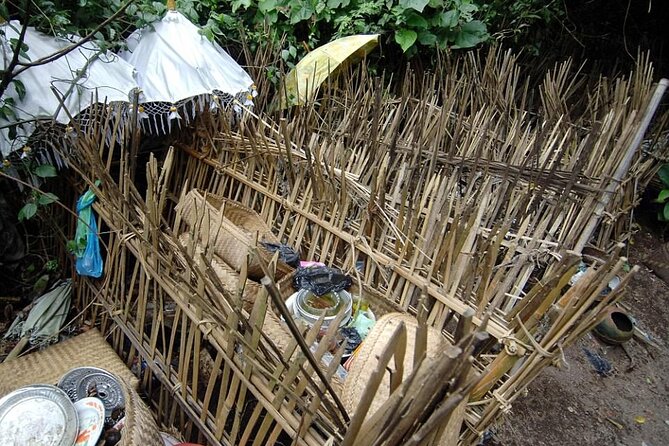 Trunyan Cemetery, Hot Spring, Penglipuran Village, and Waterfall Tour - The Lake Batur boat crossing