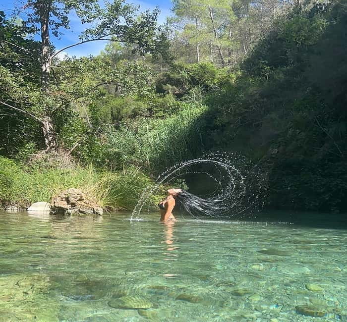 Valencia: Montanejos Thermal Spring & Girlfriend Waterfall - Two mountain-water experiences in one day