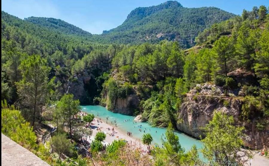 Valencia: Montanejos Thermal Spring & Girlfriend Waterfall - A short walk, local stories, and a possible surprise