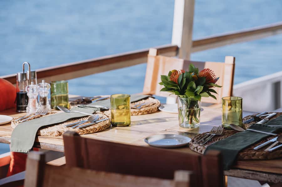 Victoria Falls: Dinner Cruise on the Zambezi River - Key points to know before booking