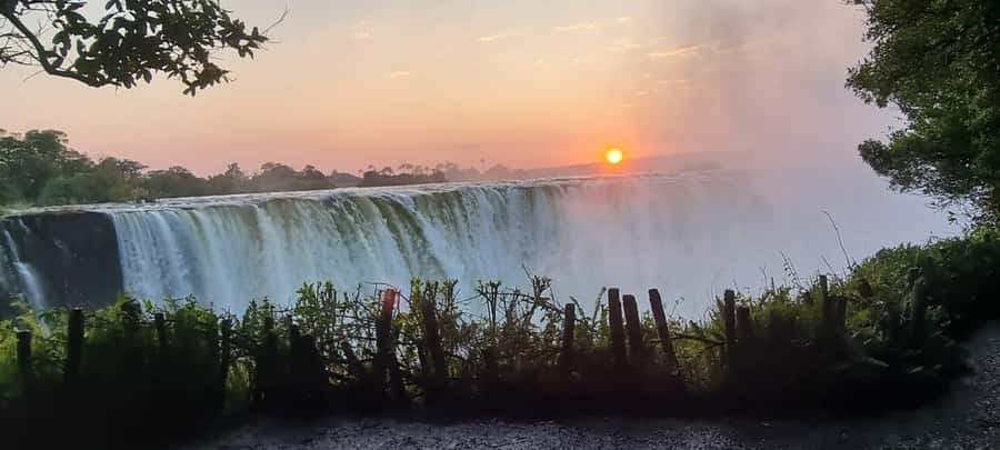 Victoria Falls Scenic Day Tour with Lunch & Helicopter Tour - What the $265 price really covers