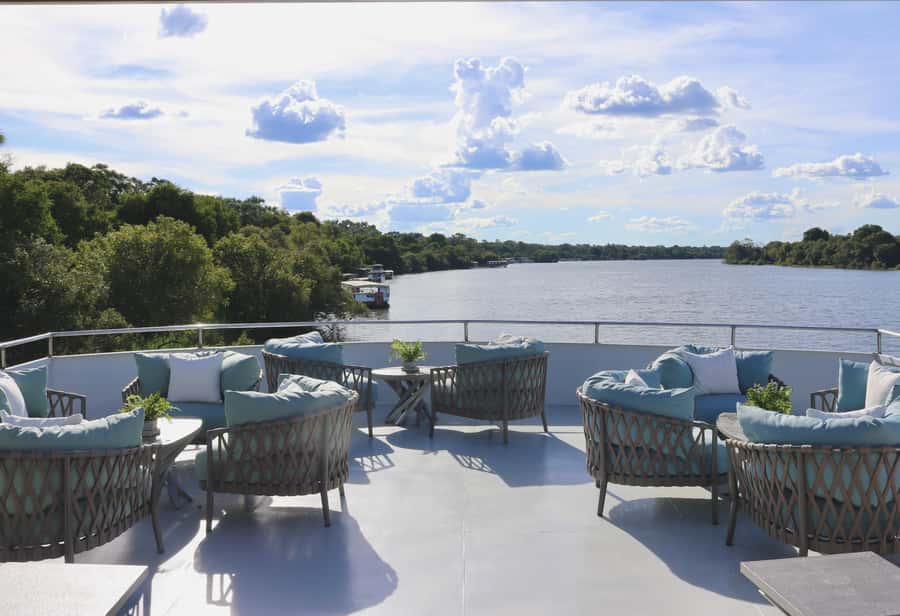 Victoria Falls: Sunset Cruise and Dinner at The Eatery - What the $110 price really includes