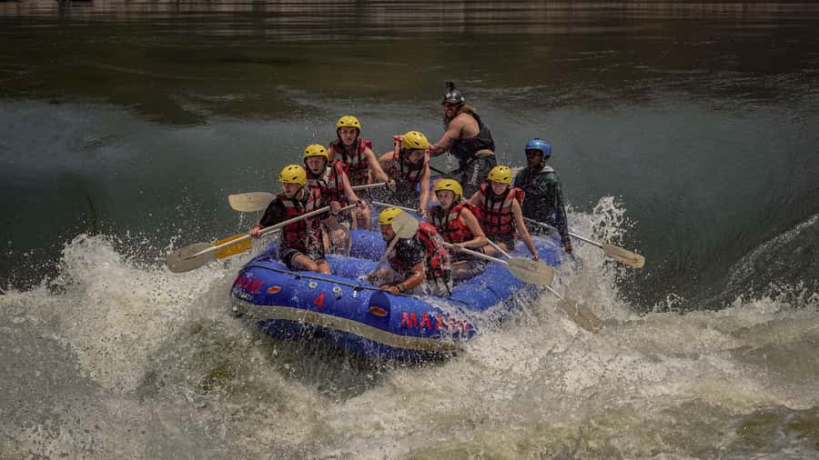 Victoria Falls: Zambezi Half-Day Rafting - Why the $140 price can make sense