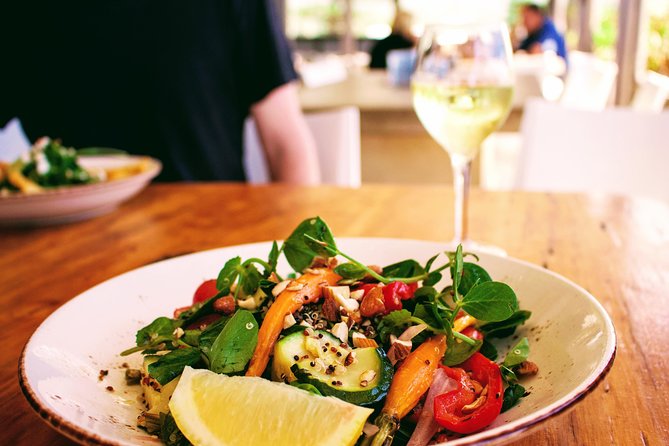 Wildlife, Waterfalls and Wine Day Tour from Sydney - Should you book Wildlife, Waterfalls and Wine?