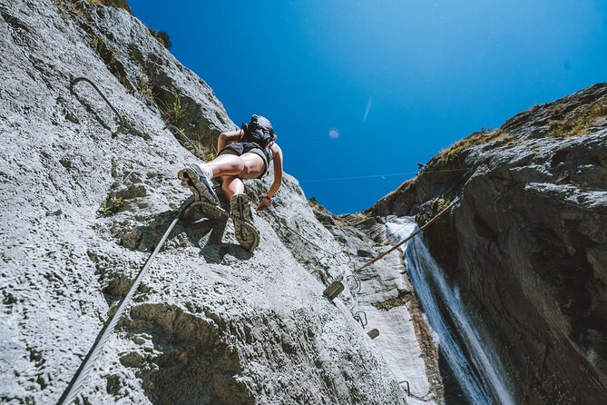 Wildwire Wanaka- Level 2 (4 Hours) - The 20-minute trip from Wānaka to Twin Falls