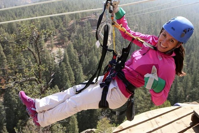 Woods Course Zipline Tour in Seven Falls - A calm start at Broadmoor Soaring Adventure